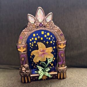 Rapunzel Wallflower Plug